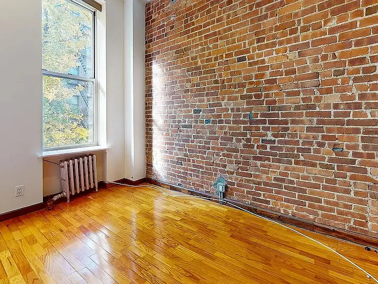 349 W 46th St #3N — Photo 7