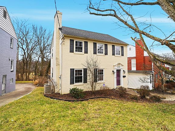 2nd image of 4136 Paxton Woods Dr