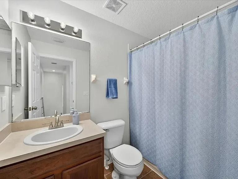 11607 Colony Lake Dr — Photo 10