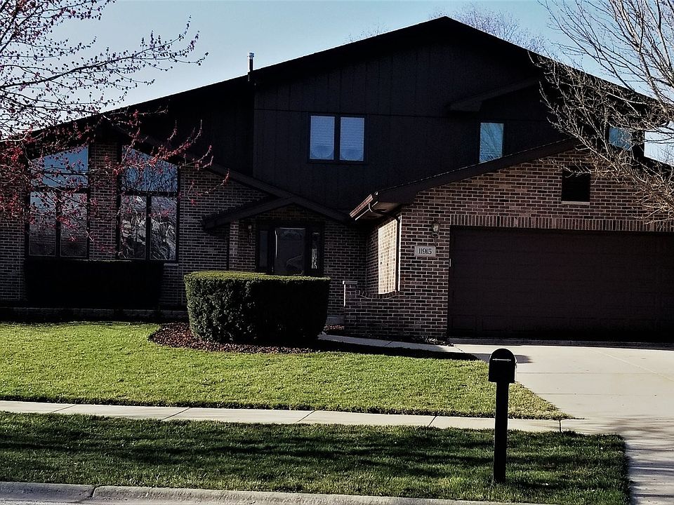 1st image of 11915 Greenfield Dr
