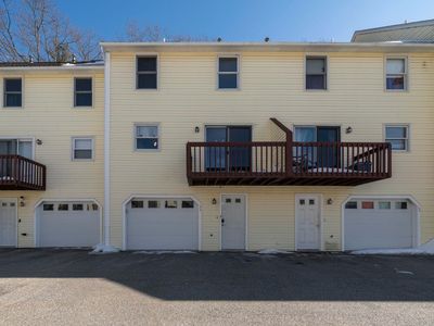 35 Albury Stone Circle, Nashua, NH, 03063