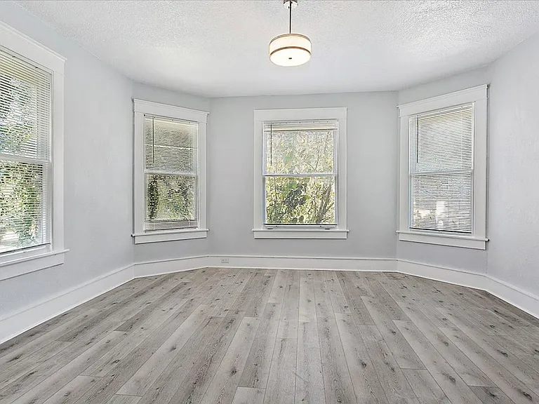 2142 Park Street — Photo 5