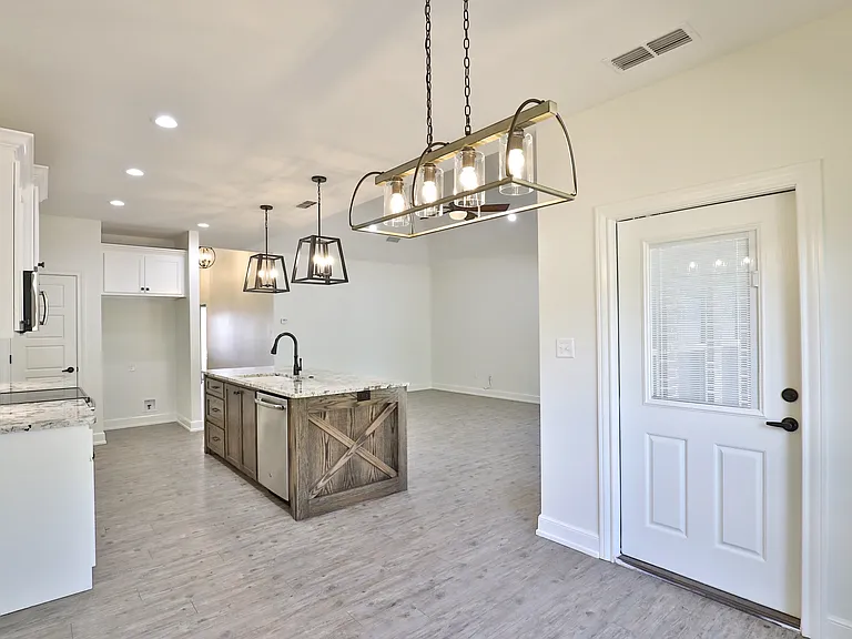 5702 Legacy Dr — Photo 12