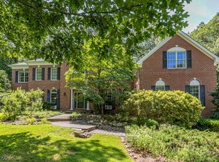 36 Concord Ln, Skillman, NJ 08558