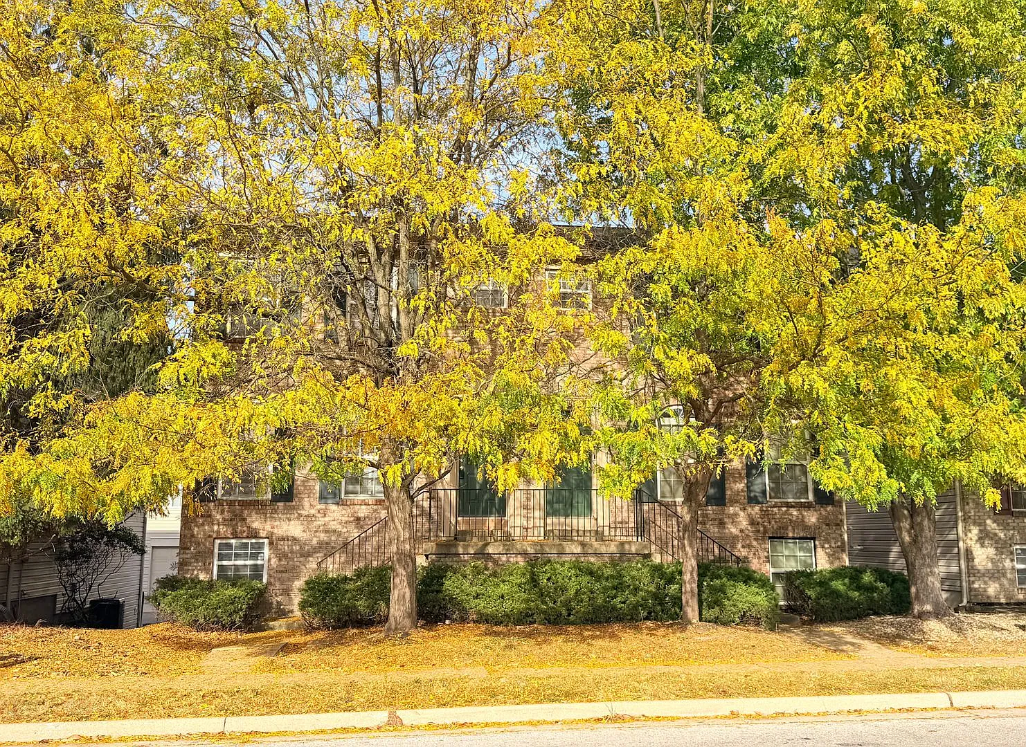 Now Showing: 3 Bedroom / 2.5 Bathroom Located At 3023 Skylar Ln. — Photo 1