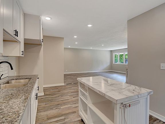 5th image of 5604 Dogwood Dr
