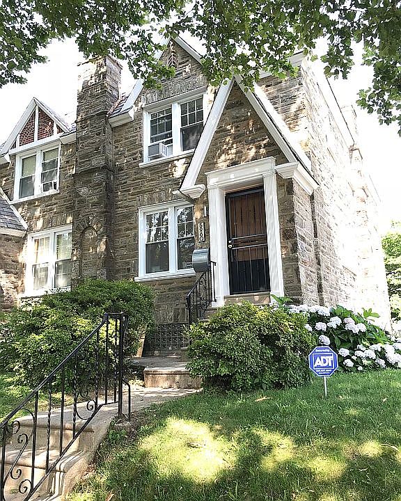 2nd image of 5960 Horrocks St