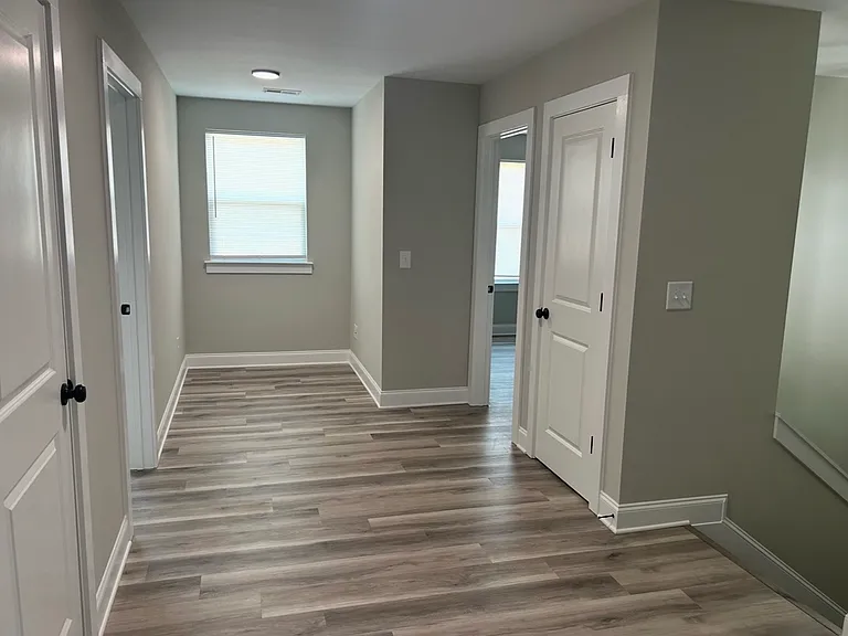 115 Woodstone Ln — Photo 10