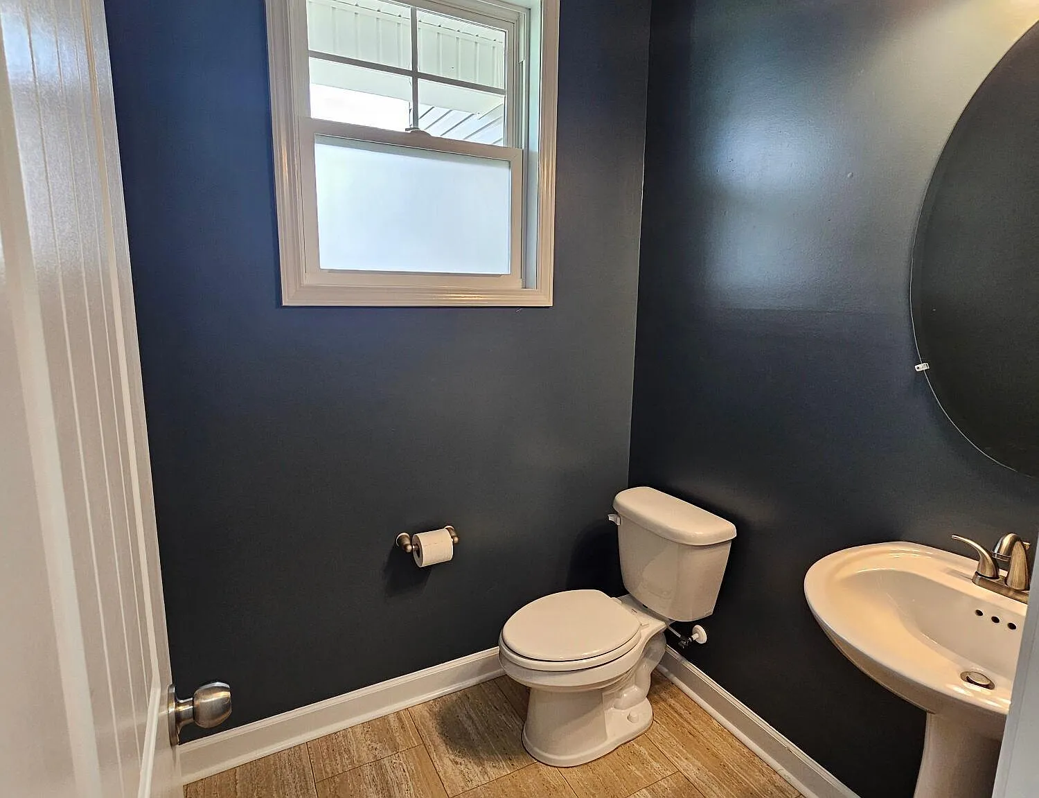 4 bed, 2.5 bath, $2,000 — Photo 4