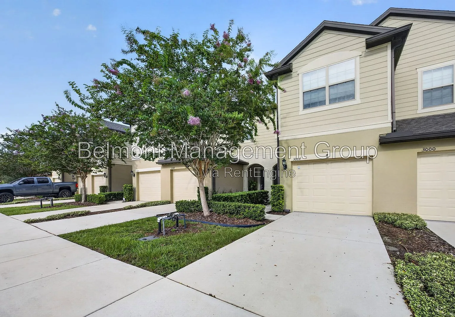 3 bed, 2.5 bath, 1711 sqft, $2,350 — Photo 1