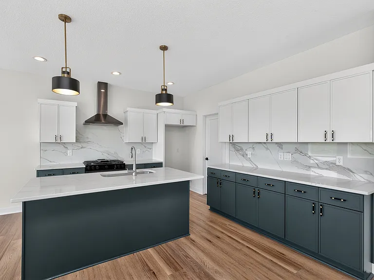 1100 NW Sproul Dr — Photo 7