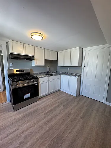 199 Maxfield St #3 Photo 1