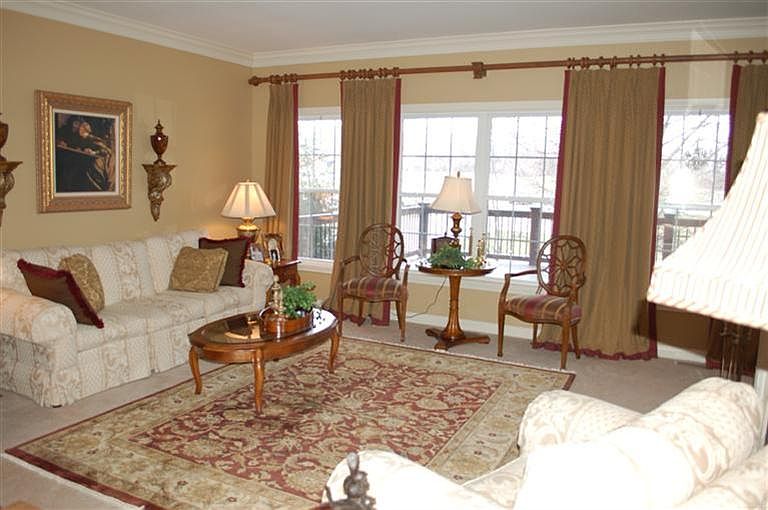 2nd image of 1015 W Binderton Pl