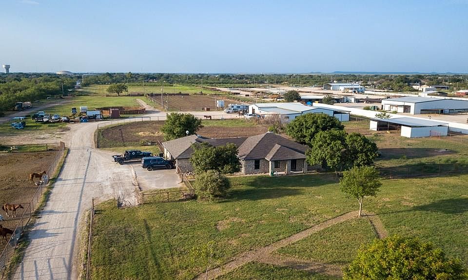 1845 W Fm 2105, San Angelo, TX 76901 MLS 113162 Zillow