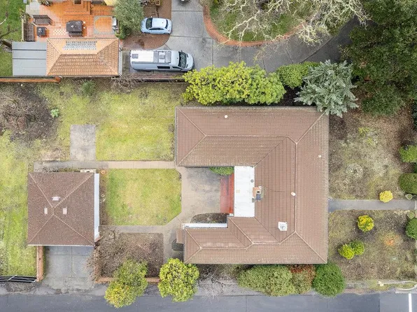 1401 Santa Cruz Ave, Menlo Park, CA 94025