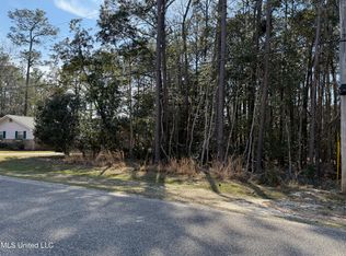 84127 Bayou Dr #47, Diamondhead, MS 39525