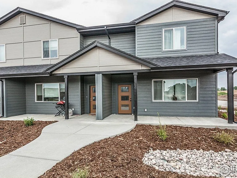 2814 Barnstormer St — Photo 5