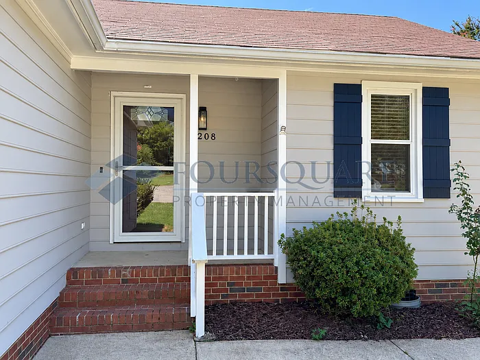 3 bed, 2.0 bath, 1148 sqft, $1,797 — Photo 3