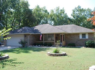 50 Northwoods Dr, Kimberling City, MO 65686