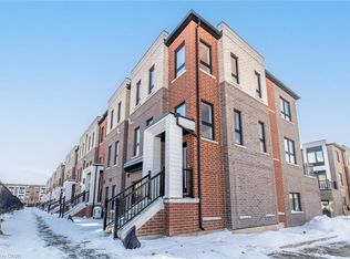 70 Kenesky Dr #1, Hamilton, ON L8B1X1