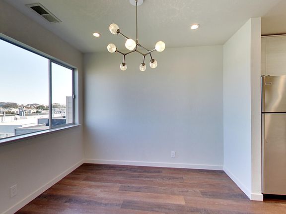 5th image of 4120 Fulton St APT 5