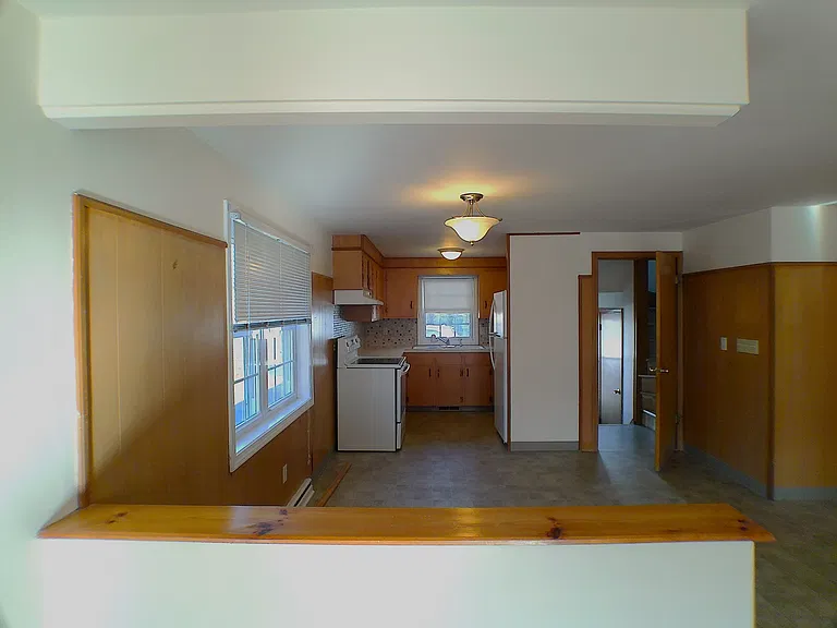 17 Hazelton St #1 — Photo 5