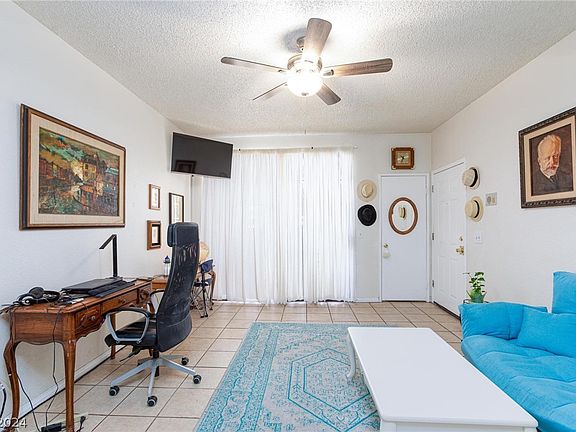 3rd image of 5130 S Jones Blvd Unit 106