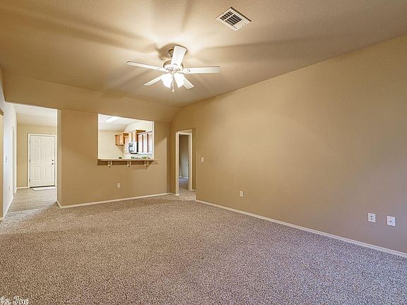 5th image of 1017 Aster Dr
