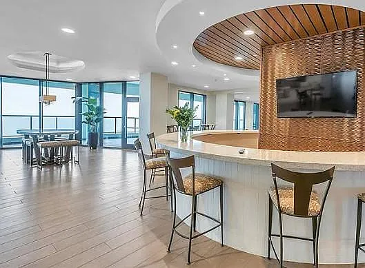 1 Beach Dr SE #801 — Photo 32