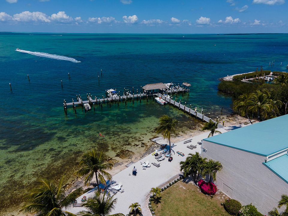 1st image of 87200 Overseas Highway Slip #S3