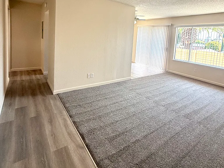 Timbers Apartments — Photo 15