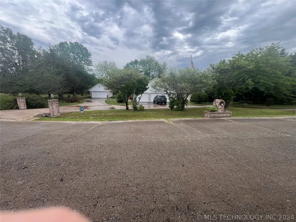 712 Timberridge Pl, Cushing, OK 74023