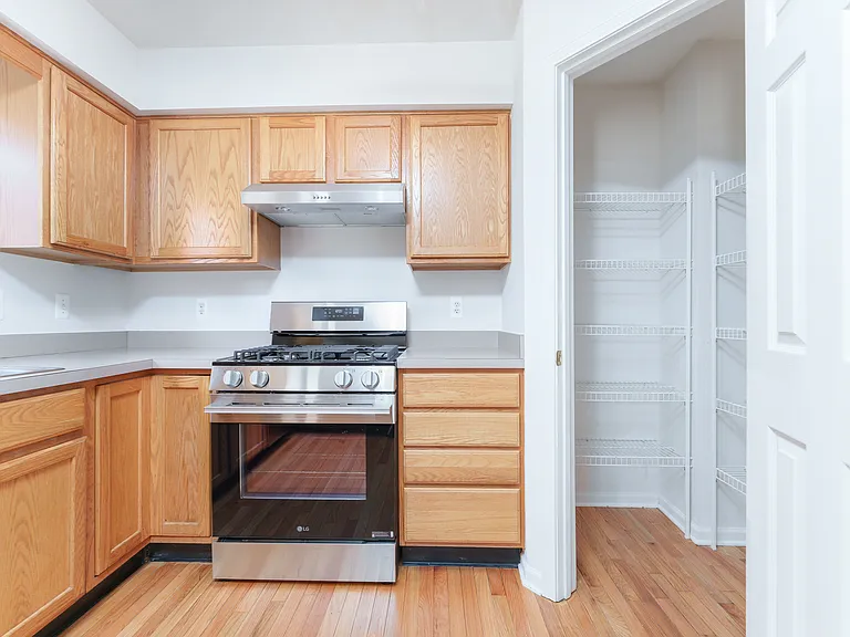 3172 Birchwood Ct — Photo 22