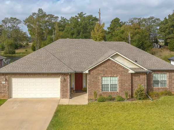 105 Lakeway Ln, Longview, TX 75604