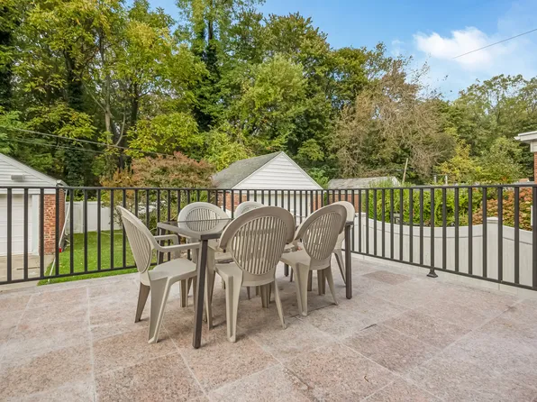 206-15 Richland Avenue image 13 of 37