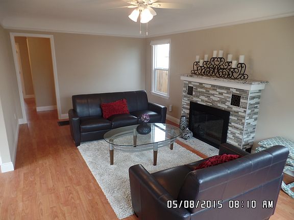 3rd image of 1320 W G St
