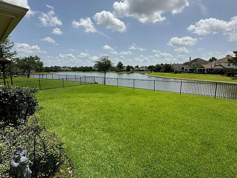 3002 E Lake Falls Cir — Photo 50