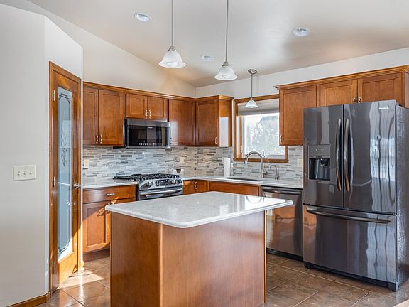 2nd image of 1636 Pendleton Rd