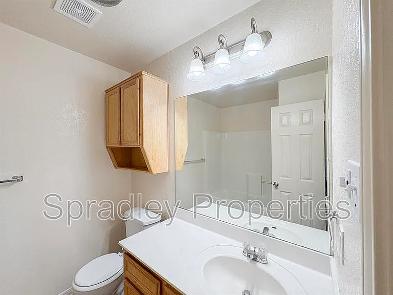 142 Lacey Lou Ln — Photo 9