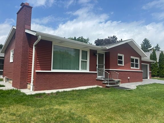 2nd image of 1203 Oak St