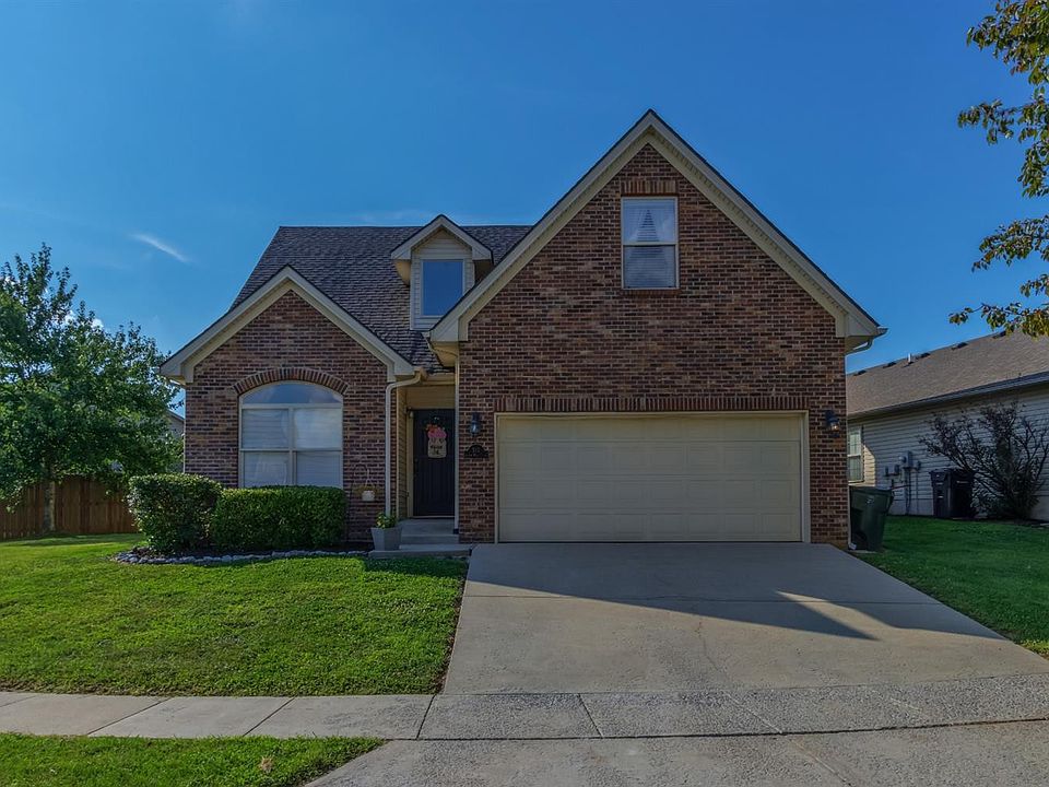1st image of 317 Cedar Ml