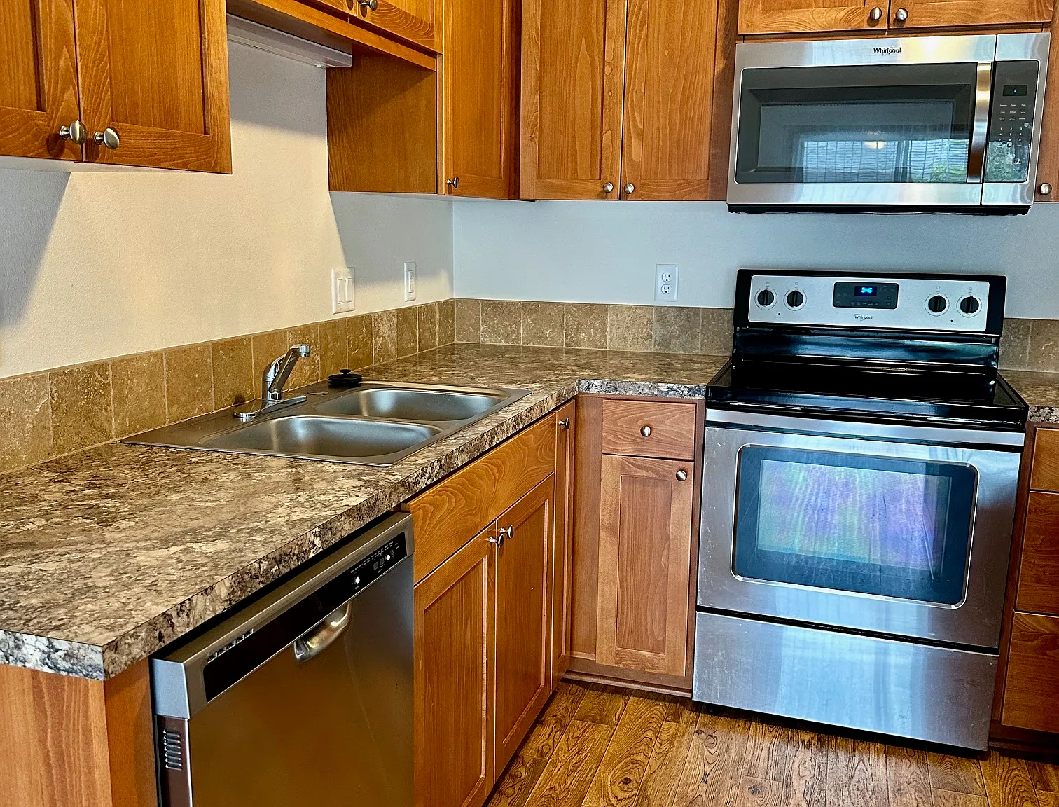 565, ID # 297 Sowell Drive Unit B - B — Photo 1