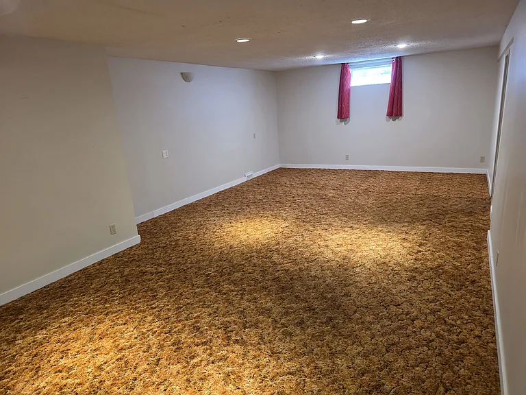 4931 Vienna Dr NW — Photo 13