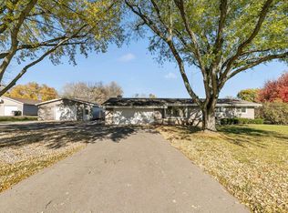 W6698 School Rd, Greenville, WI 54942