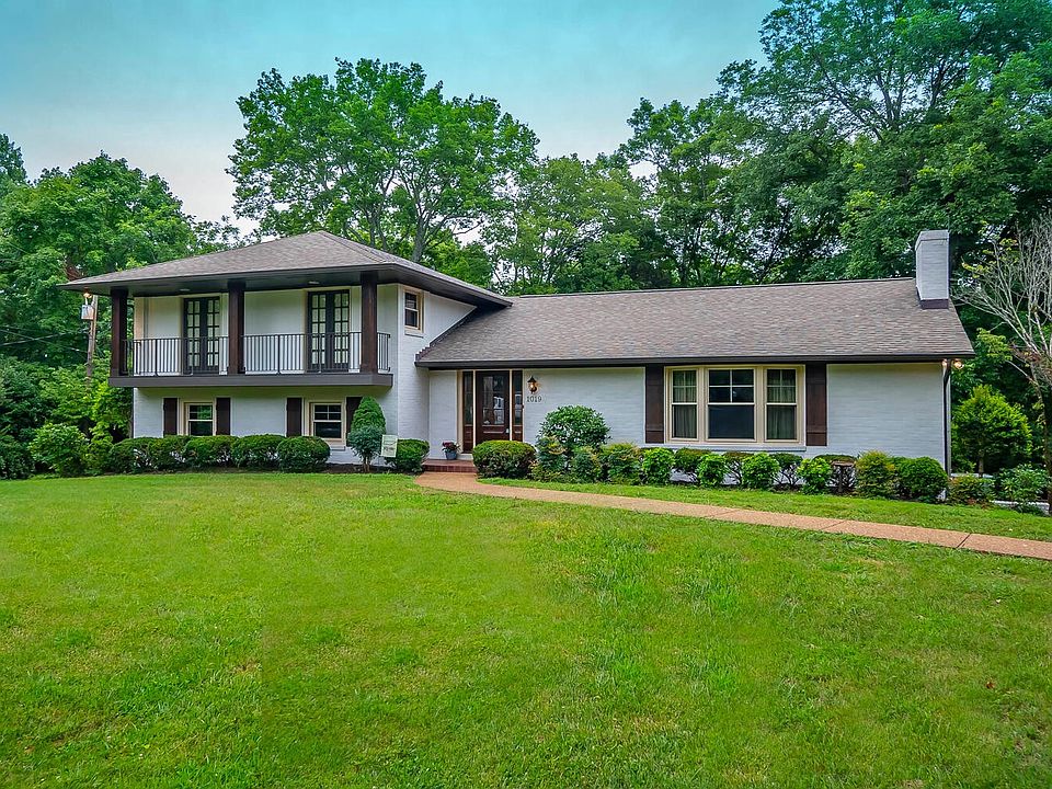 1st image of 1019 Sunnyside Dr