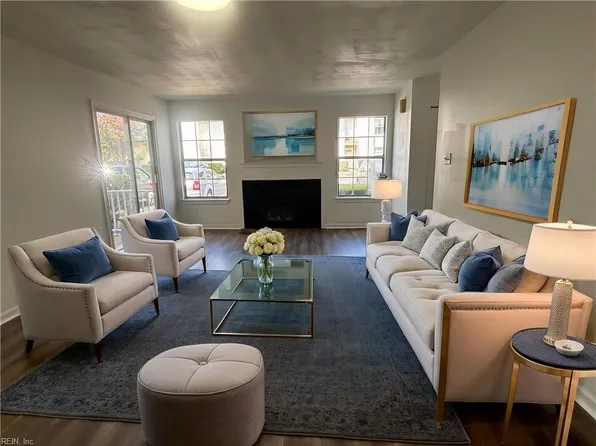 501 Summit Ct, Virginia Beach, VA 23462