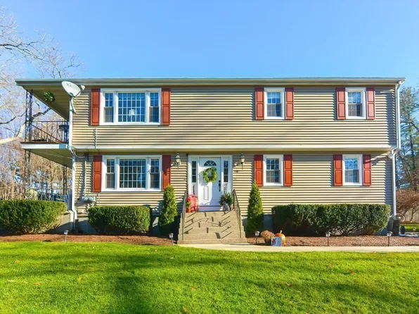 110 Oswego St Floor 1, Bellingham, MA 02019