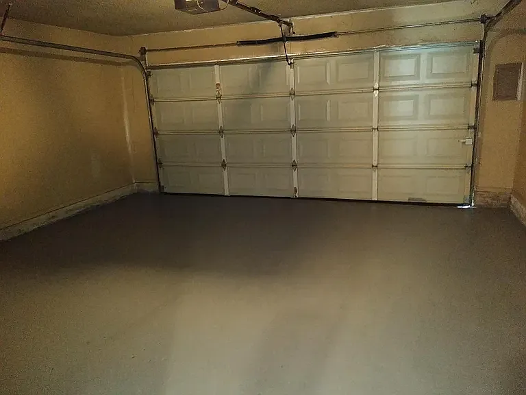 2 bed, 1221 sqft, $1,350 — Photo 2