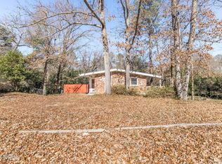 208 Choctaw St, Warner Robins, GA 31088