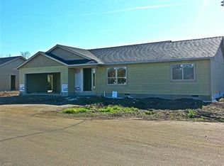 76 Diane Way, Eagle Point, OR 97524